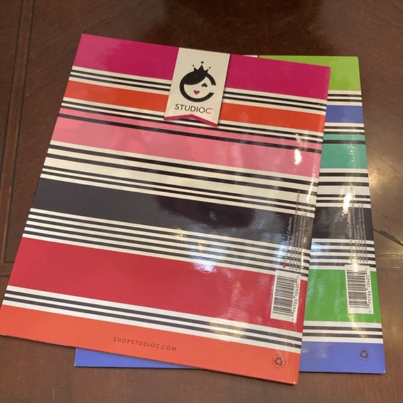 Set of two, 2-pocket folders Studio C, “The In The Navy Collection” - Picture 6 of 8